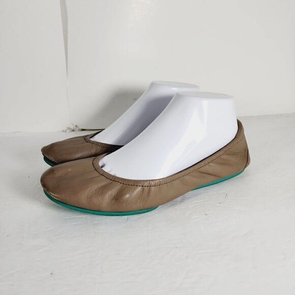 Tieks by Gavrieli Women's Size US 8 Taupe Leather Slip On Ballet Flats - Picture 2 of 12